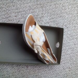 Born Silvia Bright Yellow Footwear